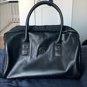 Lululemon duffle bag